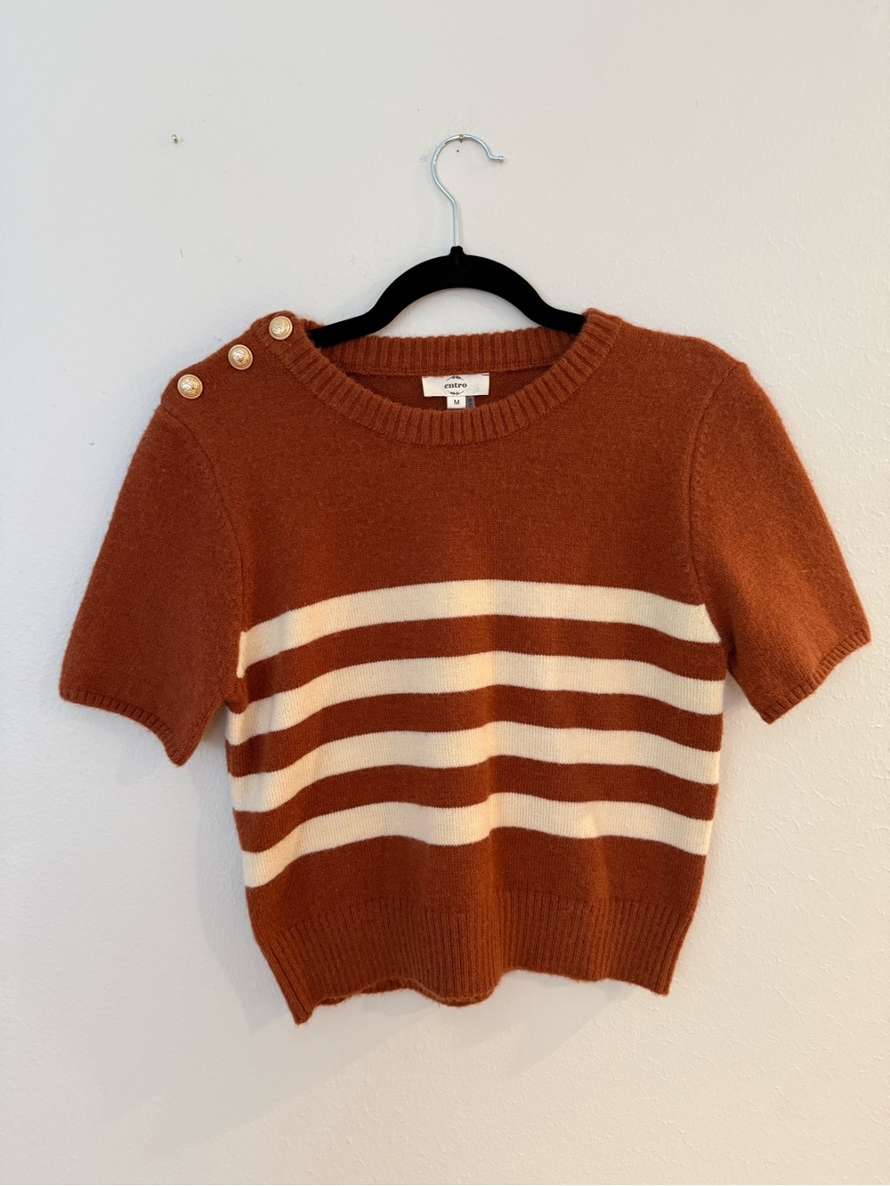 Entro NWOT Rust Brown/Cream Striped Sweater Gold Button Shoulder M